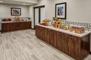 Desayuno buffet incluido todos los días 