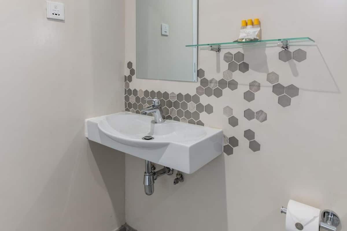 Free toiletries, hair dryer, towels