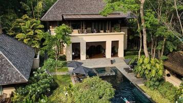 Four Bedroom Grand Residence Villa with Pool | Premium bedding, down comforters, minibar, in-room safe