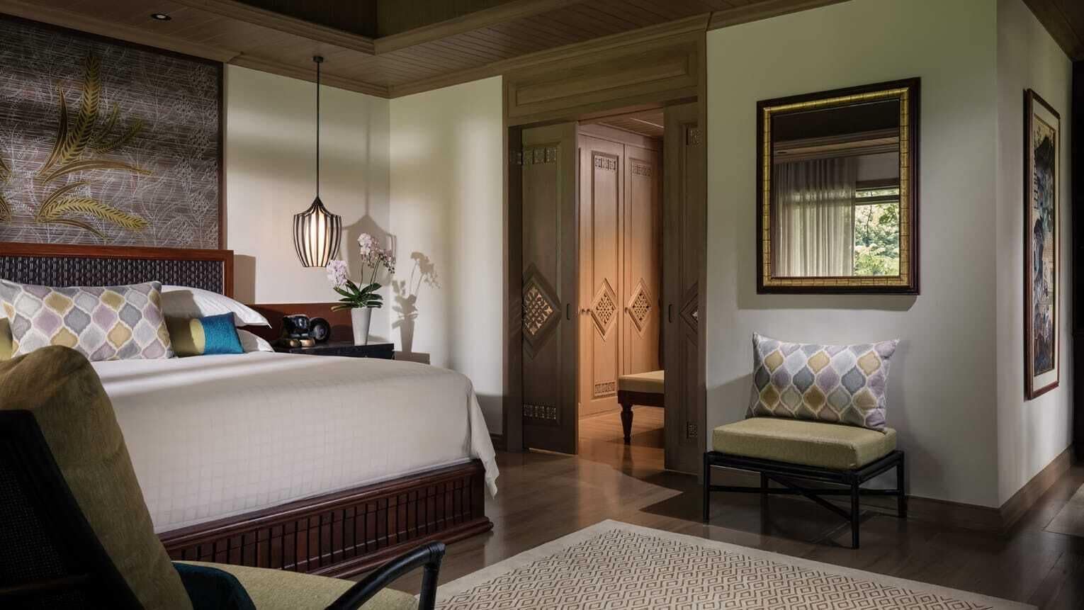 Room, 1 King Bed Garden Pavilion | Premium bedding, down comforters, minibar, in-room safe