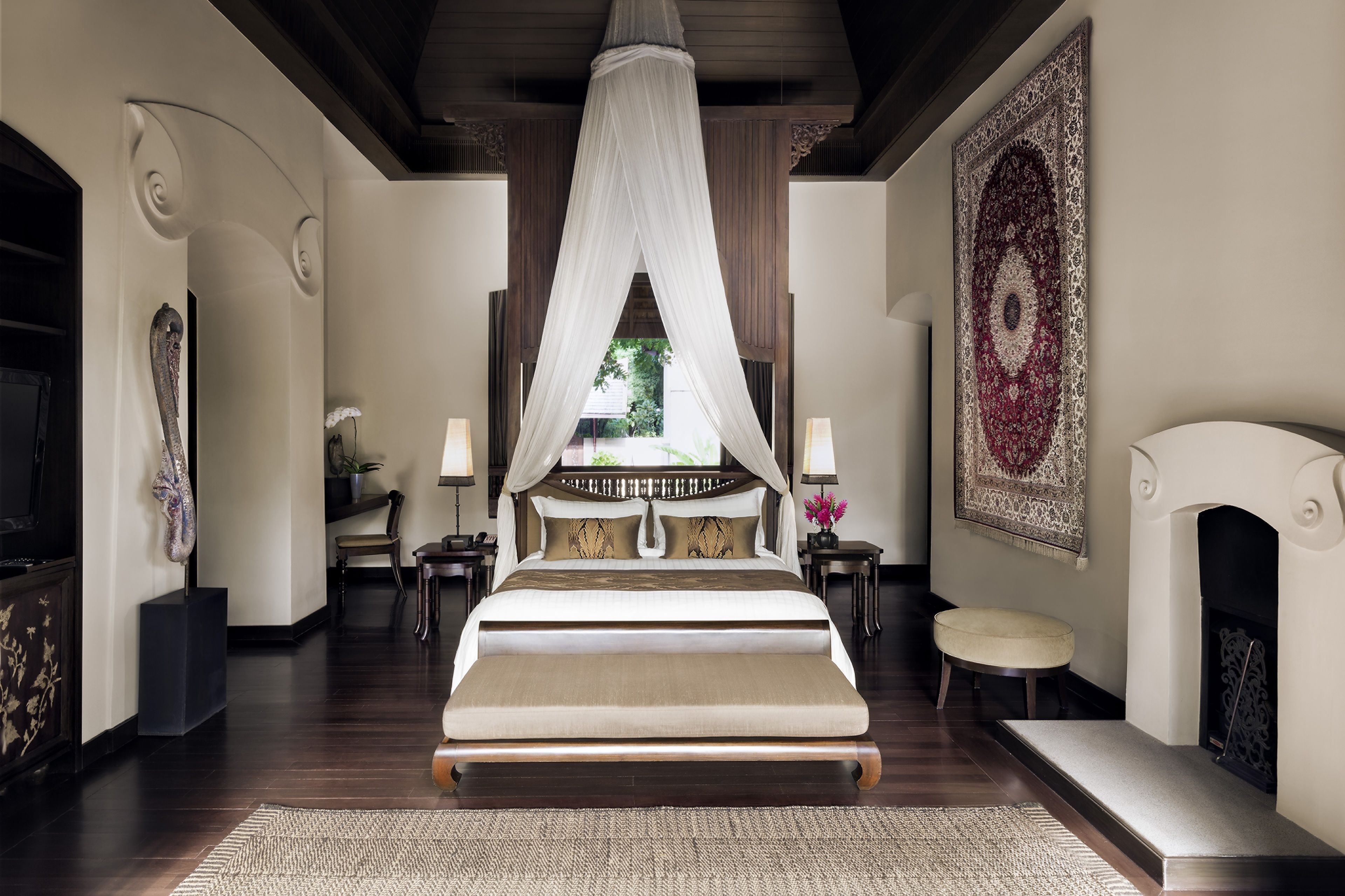 1 bedroom, premium bedding, down duvets, minibar