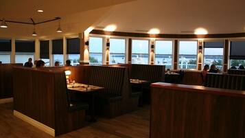 Lunch and dinner served