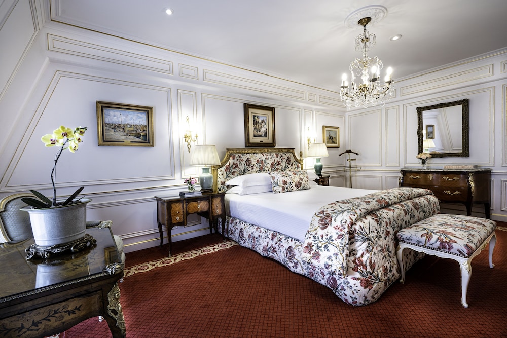 Alvear Palace Hotel by null