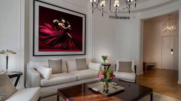 Suite Diplomatic Prestige | 1 dormitorio, sábanas de algodón egipcio, ropa de cama de alta calidad