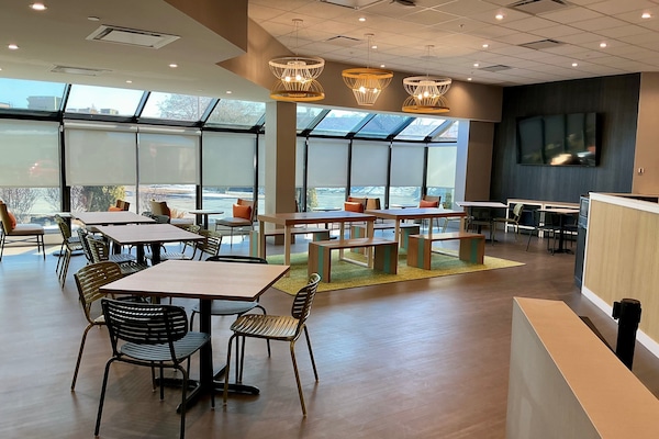 Termasuk sarapan bufet setiap hari