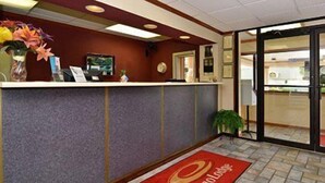 Reception - Econo Lodge (Cleveland)