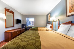 Rollaway beds, free WiFi, bed sheets - Econo Lodge (Cleveland)