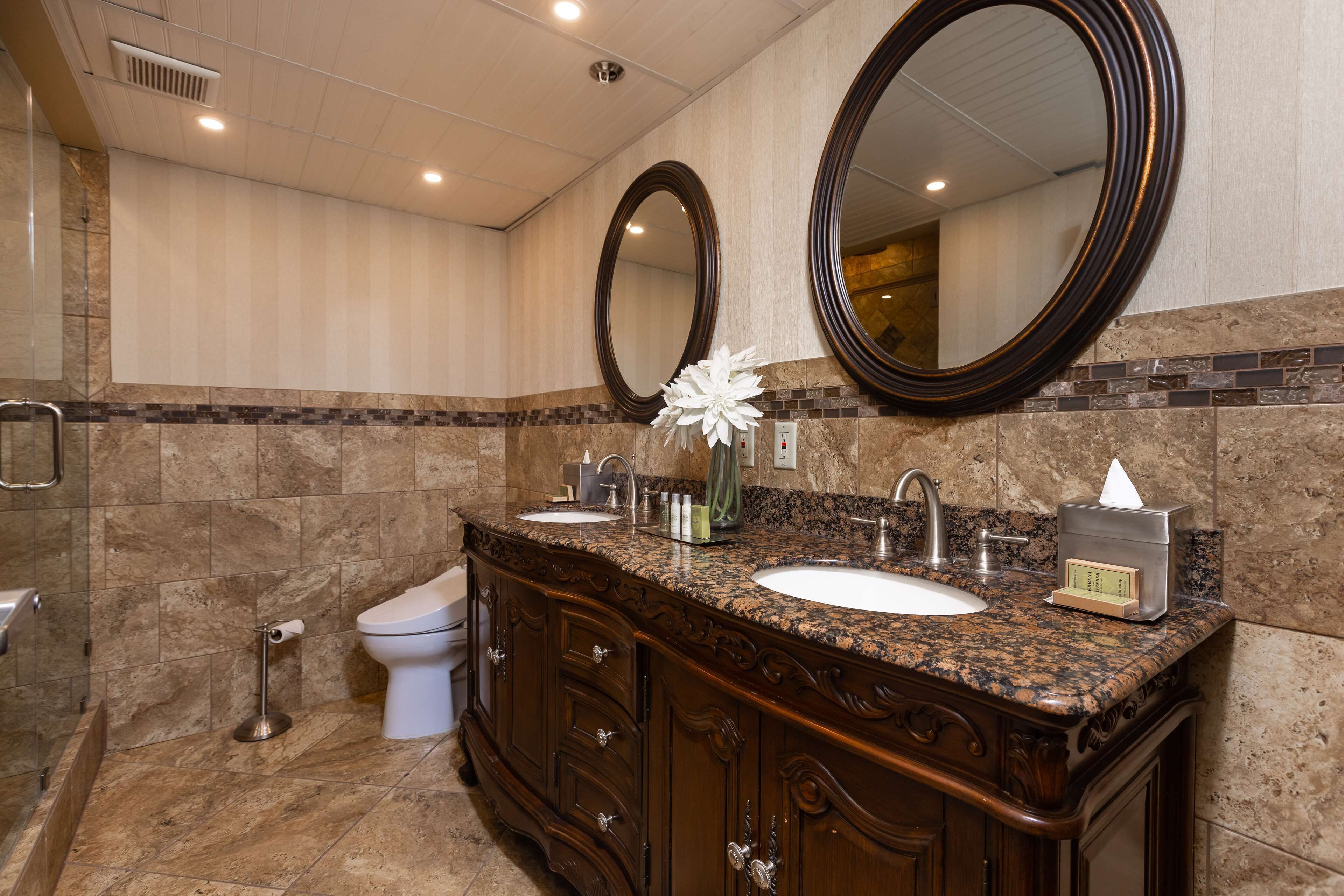 presidential suite, 2 queen beds, non smoking | bathroom shower