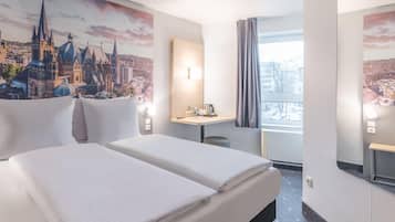 1 Schlafzimmer, Schreibtisch, Verdunkelungsvorhänge