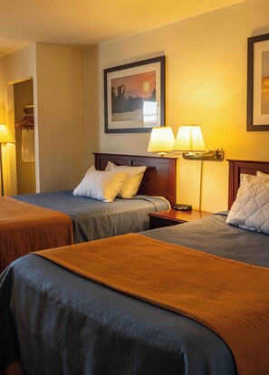 Standard Room, 2 Double Beds, Non Smoking