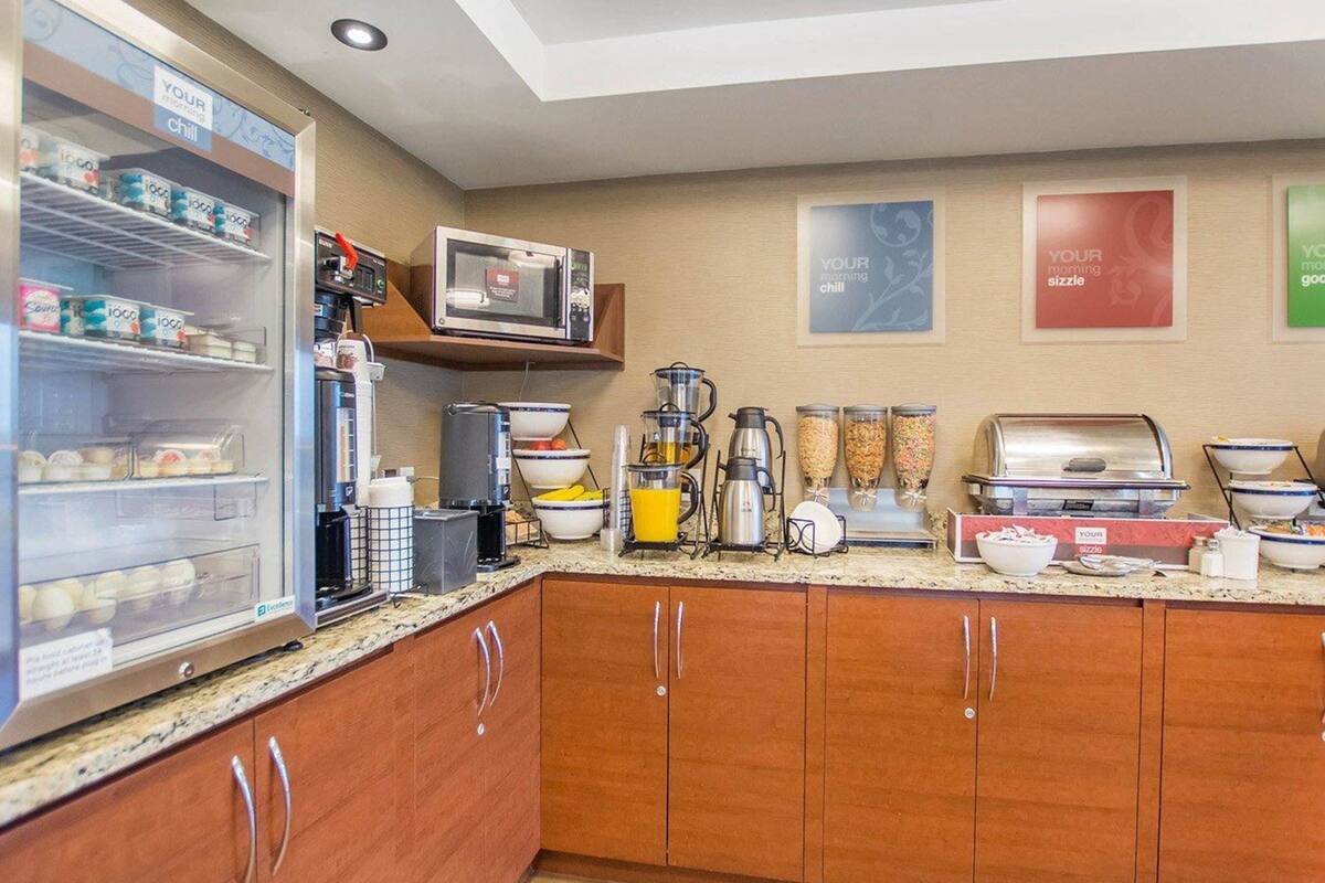 free daily on-the-go breakfast