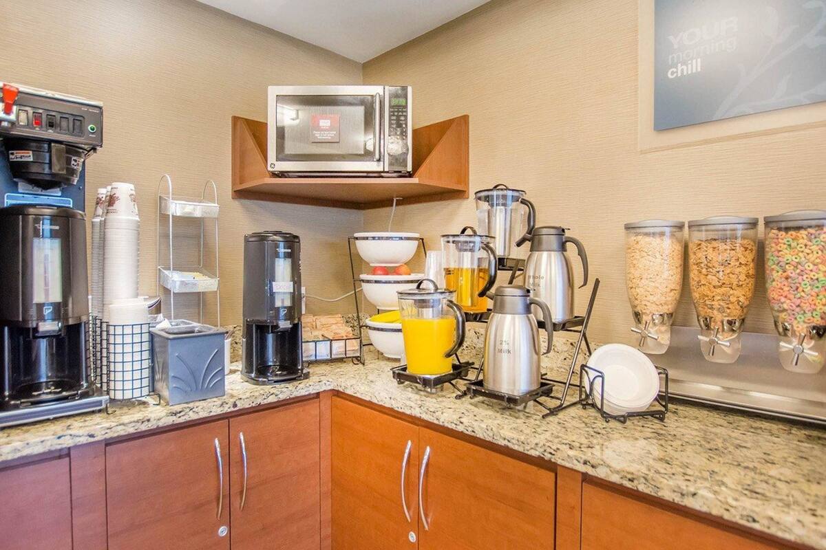 free daily on-the-go breakfast