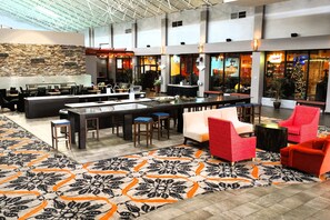 Lobby - The Great Rivers, an Ascend Collection Hotel (Alton)