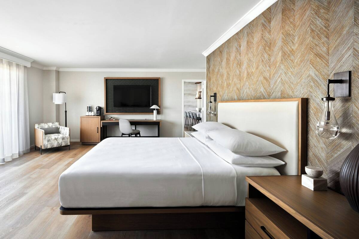 Room, 1 King Bed (View) | In-room safe, desk, laptop workspace, iron/ironing board