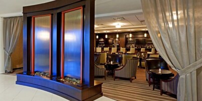 Armoni Inn & Suites