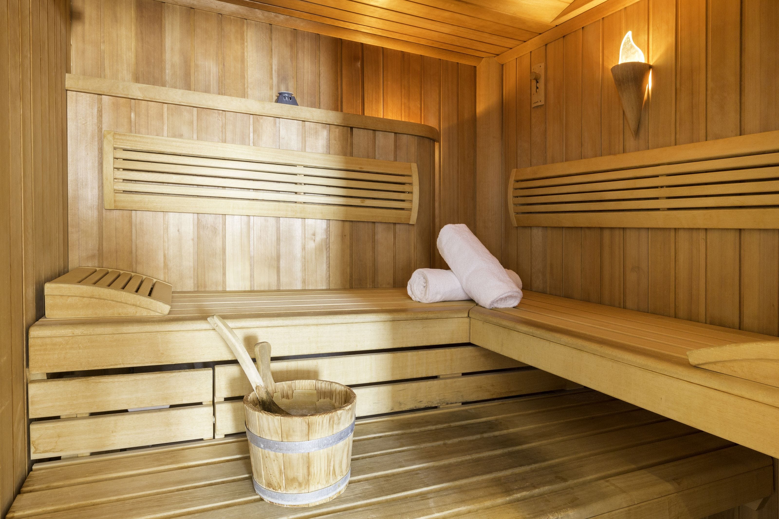 couples treatment room(s), massages