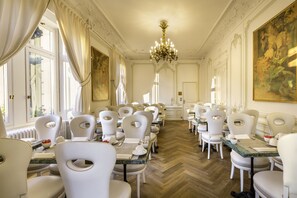 Daily buffet breakfast (EUR 25 per person)