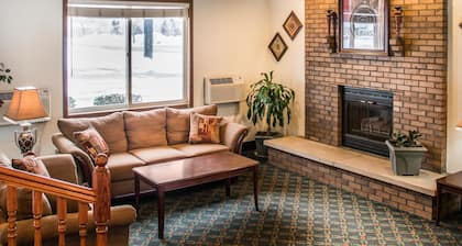 Hudson Inn & Suites