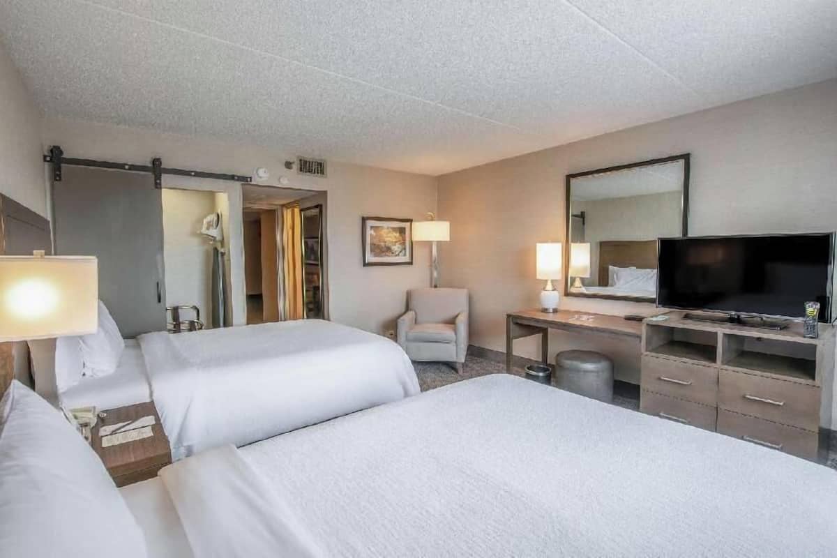 1 bedroom, in-room safe, desk, laptop workspace
