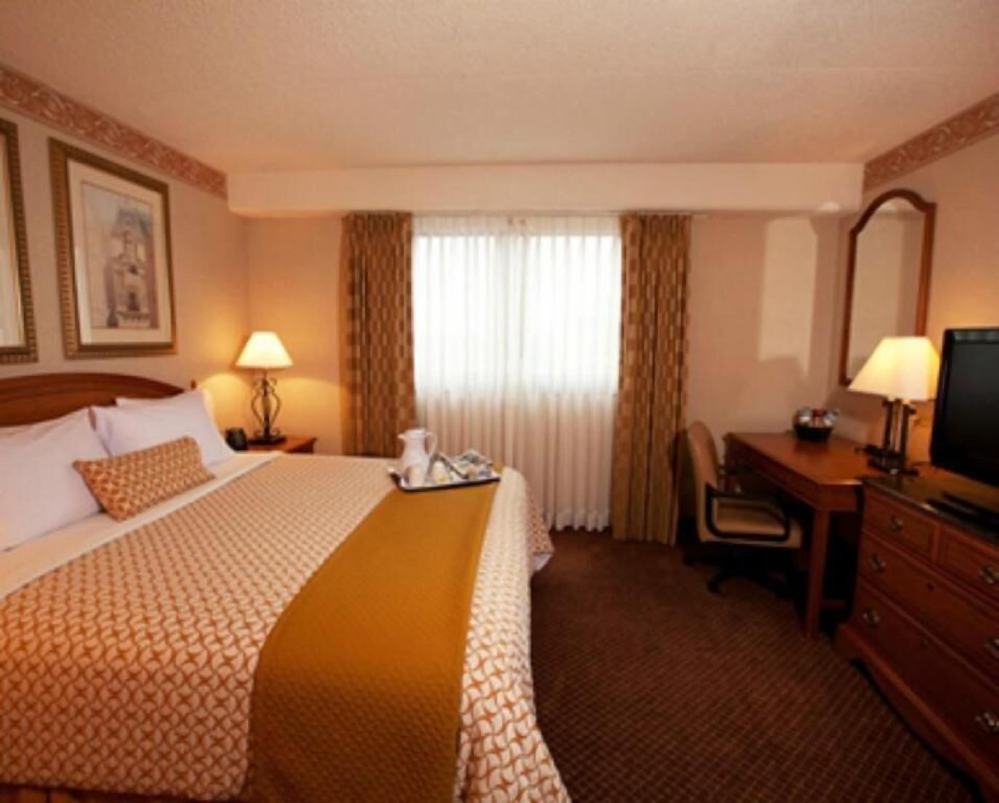 1 bedroom, in-room safe, desk, laptop workspace
