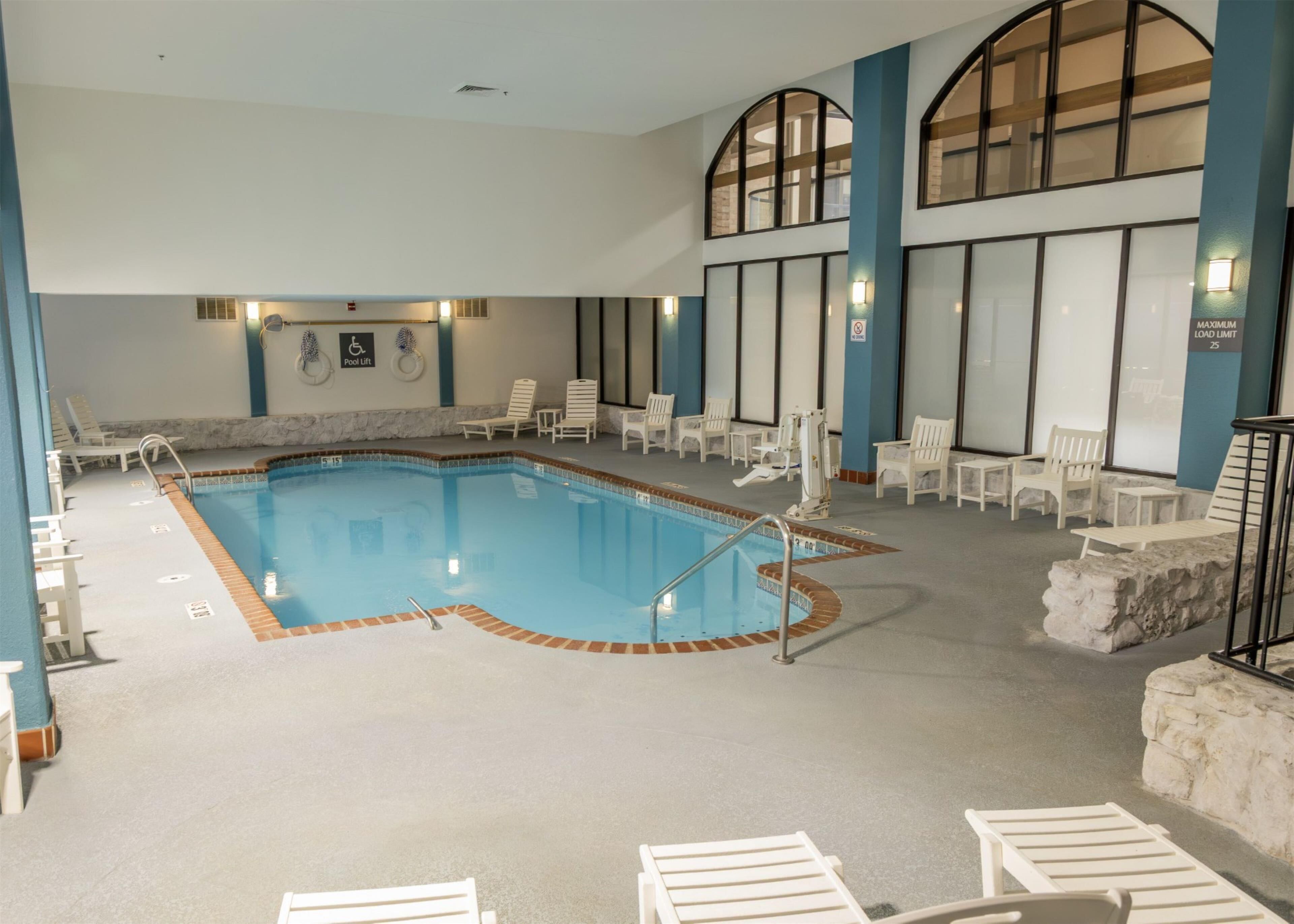 indoor pool, pool loungers