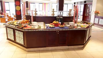 Colazione all'inglese, servita tutte le mattine (240 BWP a persona)