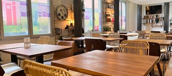 ibis Styles Paris Tolbiac Bibliotheque