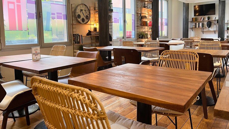 ibis Styles Paris Tolbiac Bibliotheque