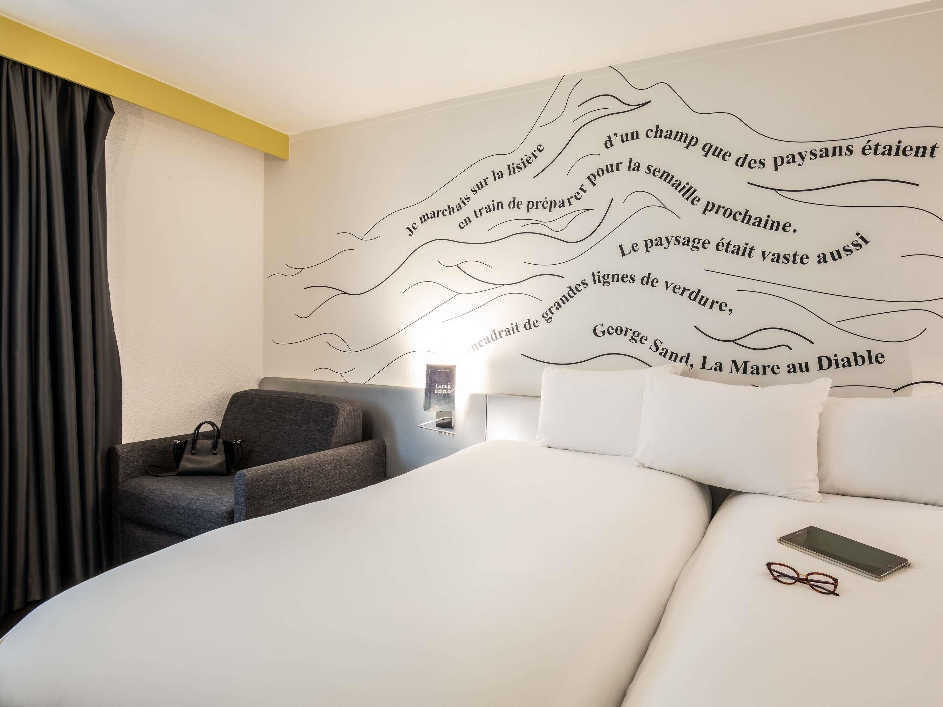 Coffres-forts dans les chambres, bureau
