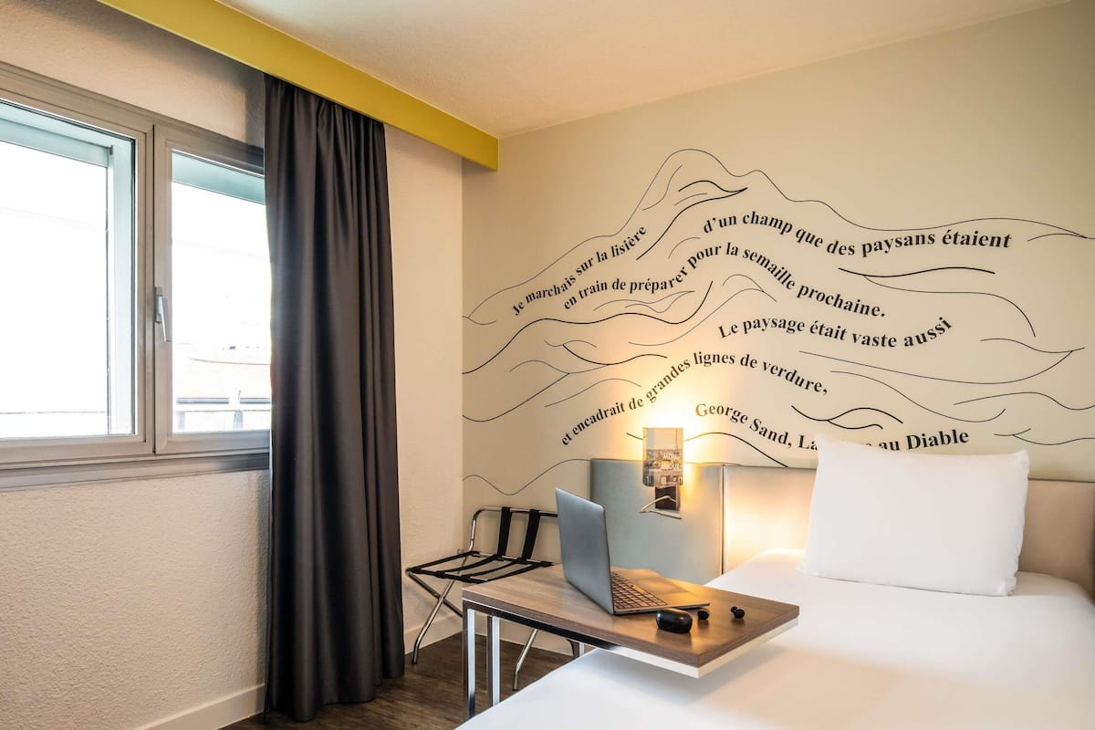In-room safe, desk, laptop workspace, blackout curtains