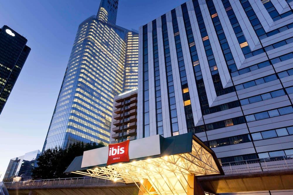 ibis Paris La Défense Esplanade