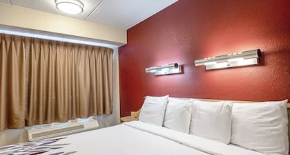 Red Roof Inn Fairmont