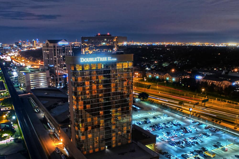 DoubleTree by Hilton Dallas - Campbell Centre