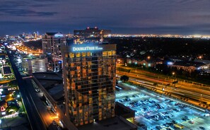 Exterior - DoubleTree by Hilton Dallas - Campbell Centre (Dallas)