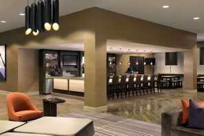 Bar (on property) - DoubleTree by Hilton Dallas - Campbell Centre (Dallas)
