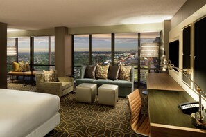 Room - DoubleTree by Hilton Dallas - Campbell Centre (Dallas)