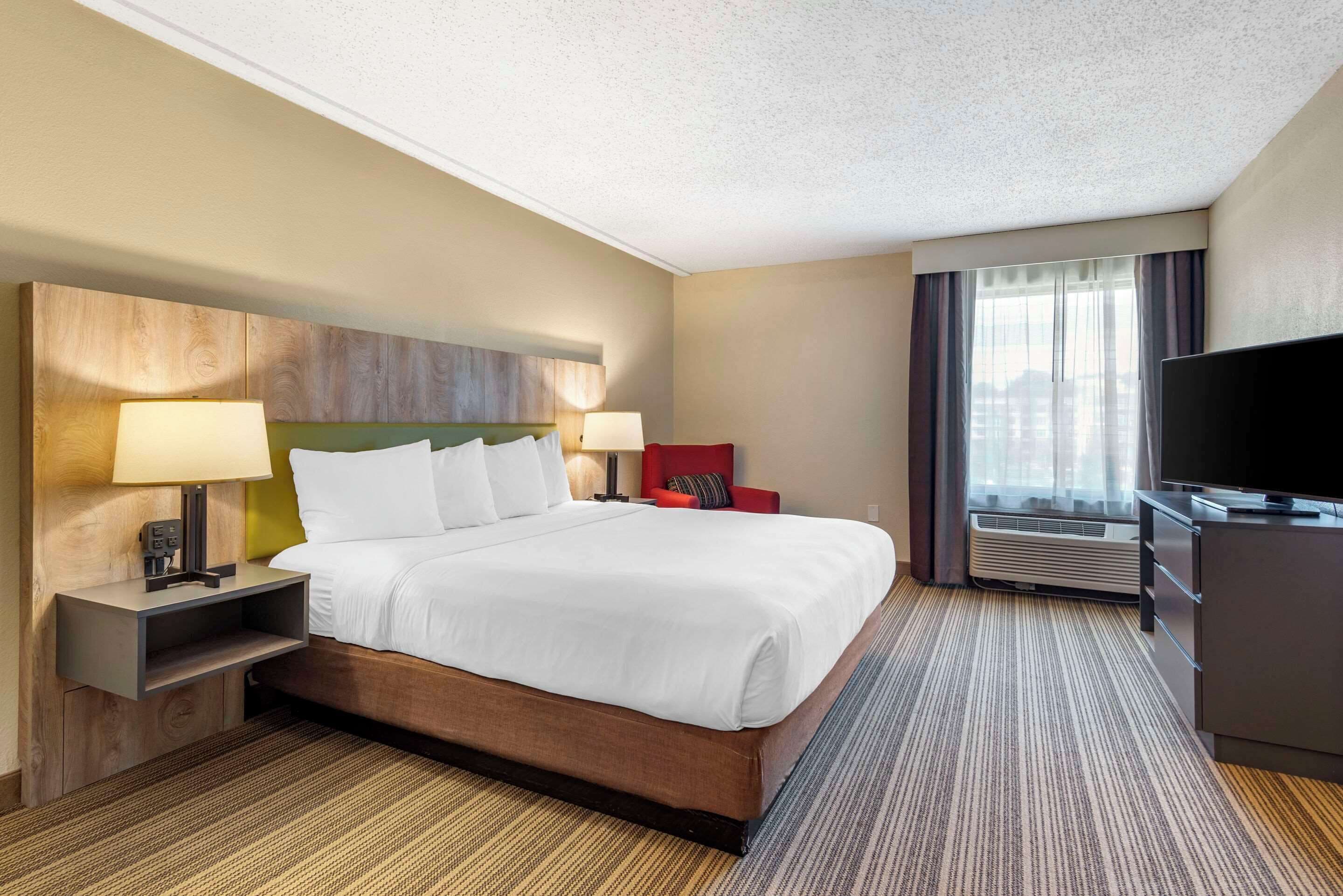 Photo - Country Inn & Suites by Radisson, Atlanta Galleria-Ballpark, GA