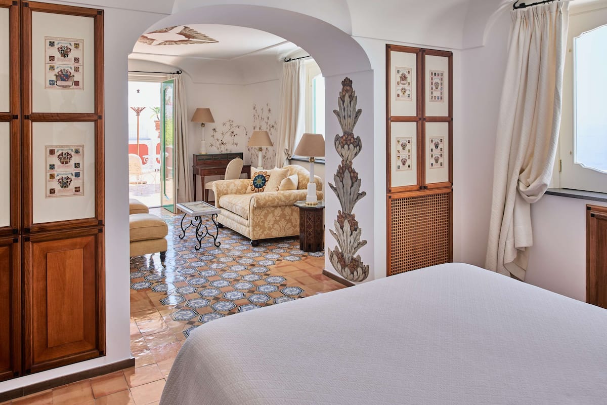 Junior Suite, Sea View (Superior) | Frette Italian sheets, hypo-allergenic bedding, pillow-top beds, minibar