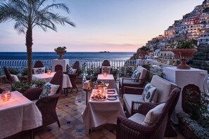 Champagne bar, alfresco dining