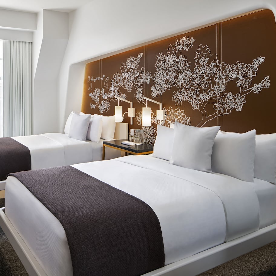 Egyptian cotton sheets, premium bedding, down comforters, pillowtop beds