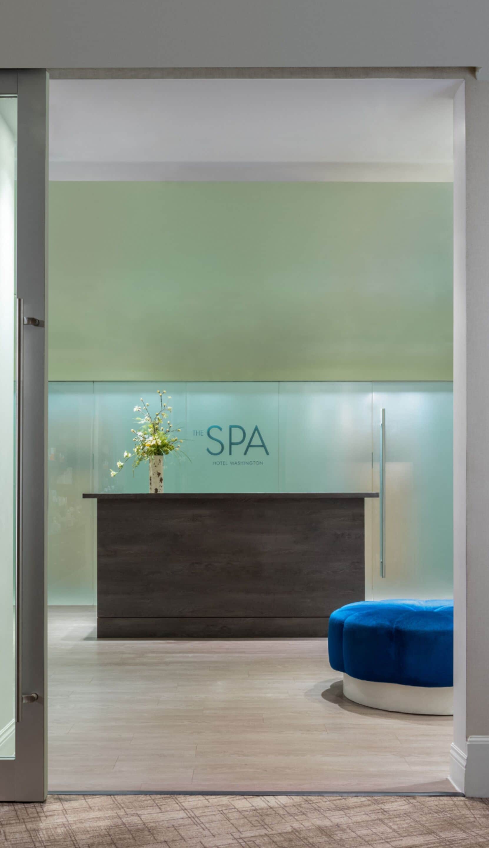 Couples treatment rooms, body treatments, aromatherapy