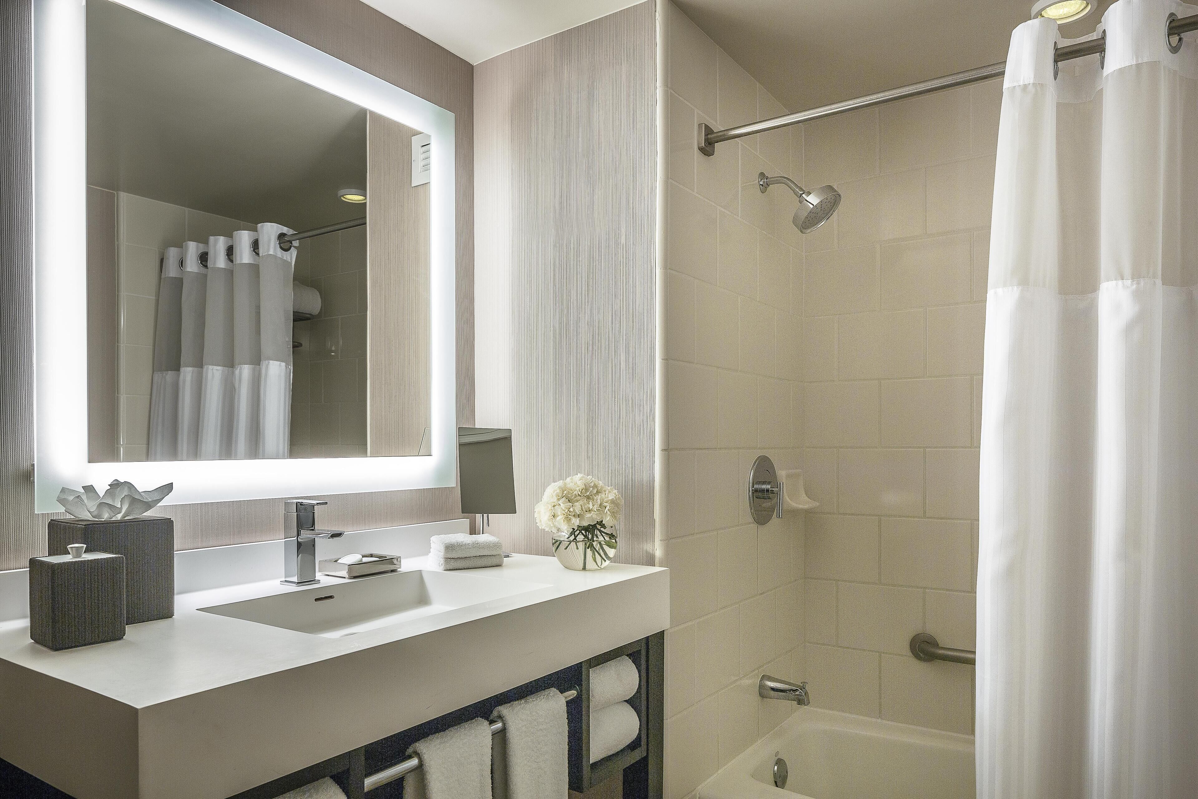 Photo - Manchester Grand Hyatt San Diego