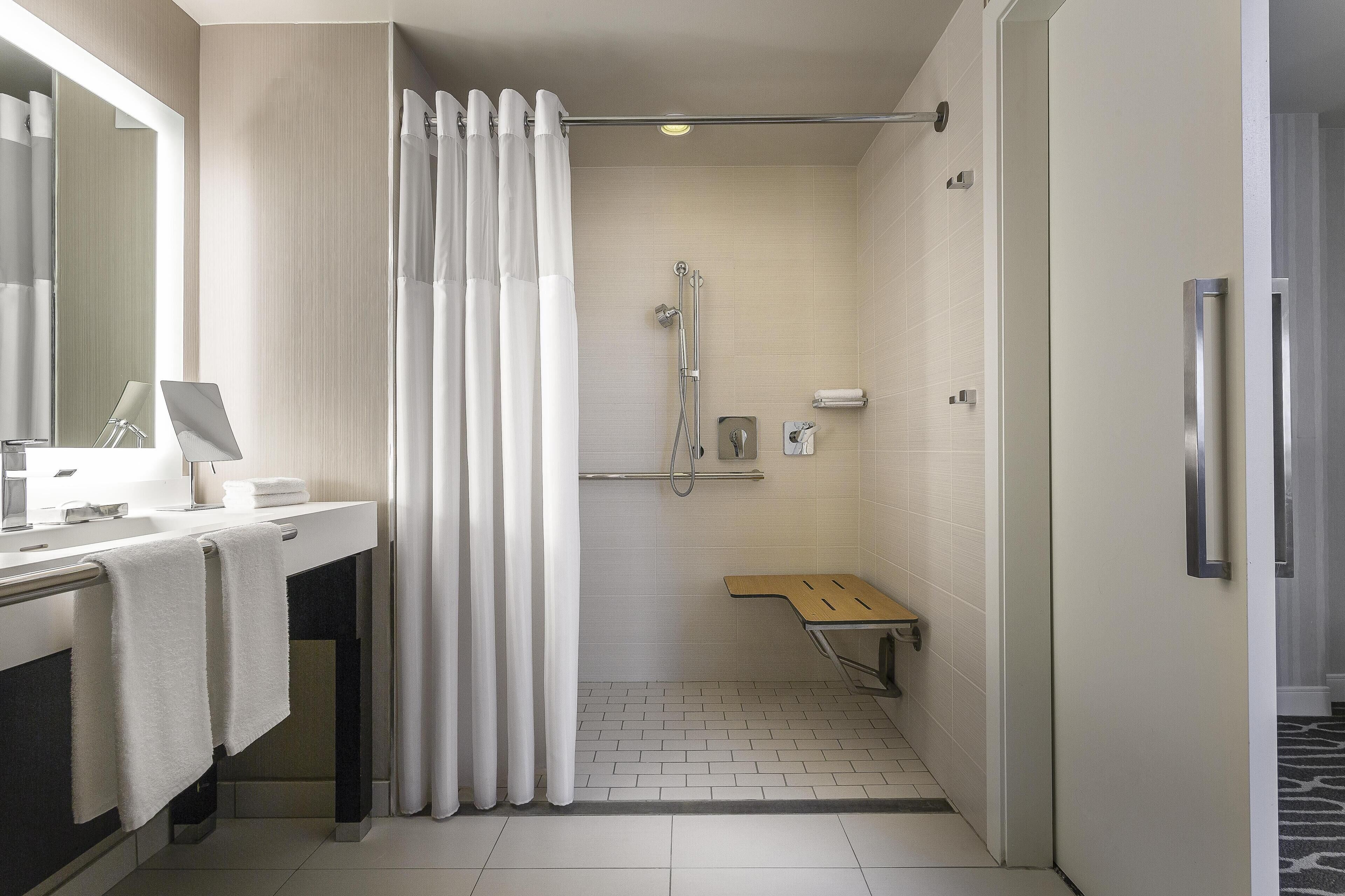 Photo - Manchester Grand Hyatt San Diego