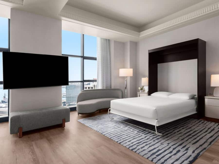 Grand, Grand Suite | Hypo-allergenic bedding, down duvets, in-room safe, desk