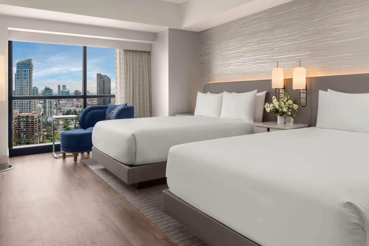 Deluxe Room, 2 Double Beds, City View
