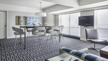 Hypo-allergenic bedding, in-room safe, desk, iron/ironing board