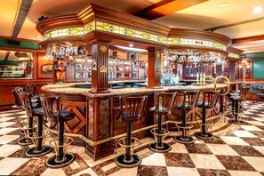 Bar (on property) - Kenilworth Hotel, Kolkata (Kolkata)