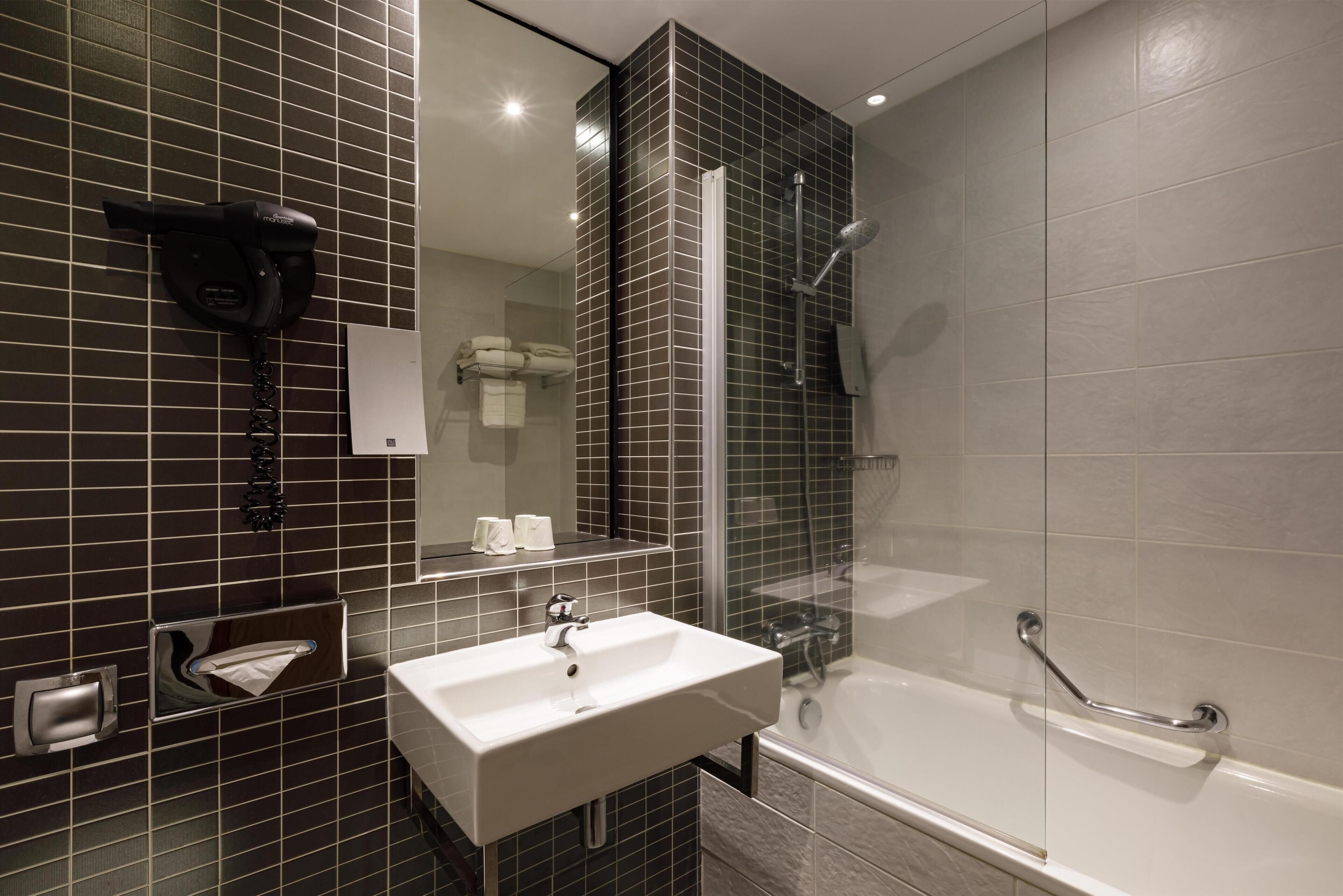 Photo - Best Western Clermont Ferrand Centre