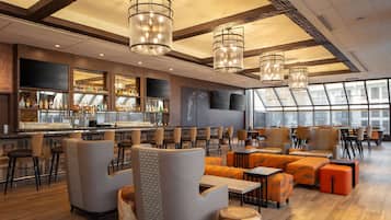 2 bar/lounge