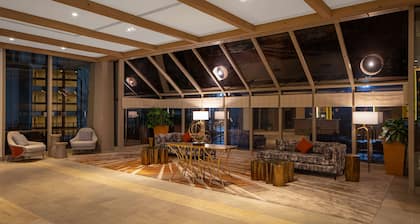 DoubleTree by Hilton Sacramento